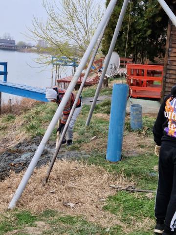 cat cost un foraj, forum foraje puturi